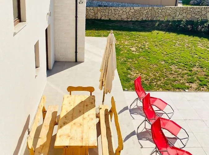 Villa Fluggi Near Labin