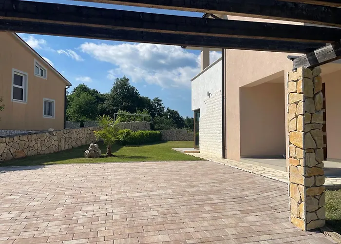 Fluggi Near Labin 빌라 Santalezi